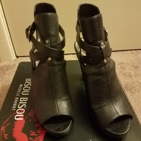 ‼FINAL PRICE‼ For Michele Bohbot Bisou Bisou heels - Picture 2 of 6